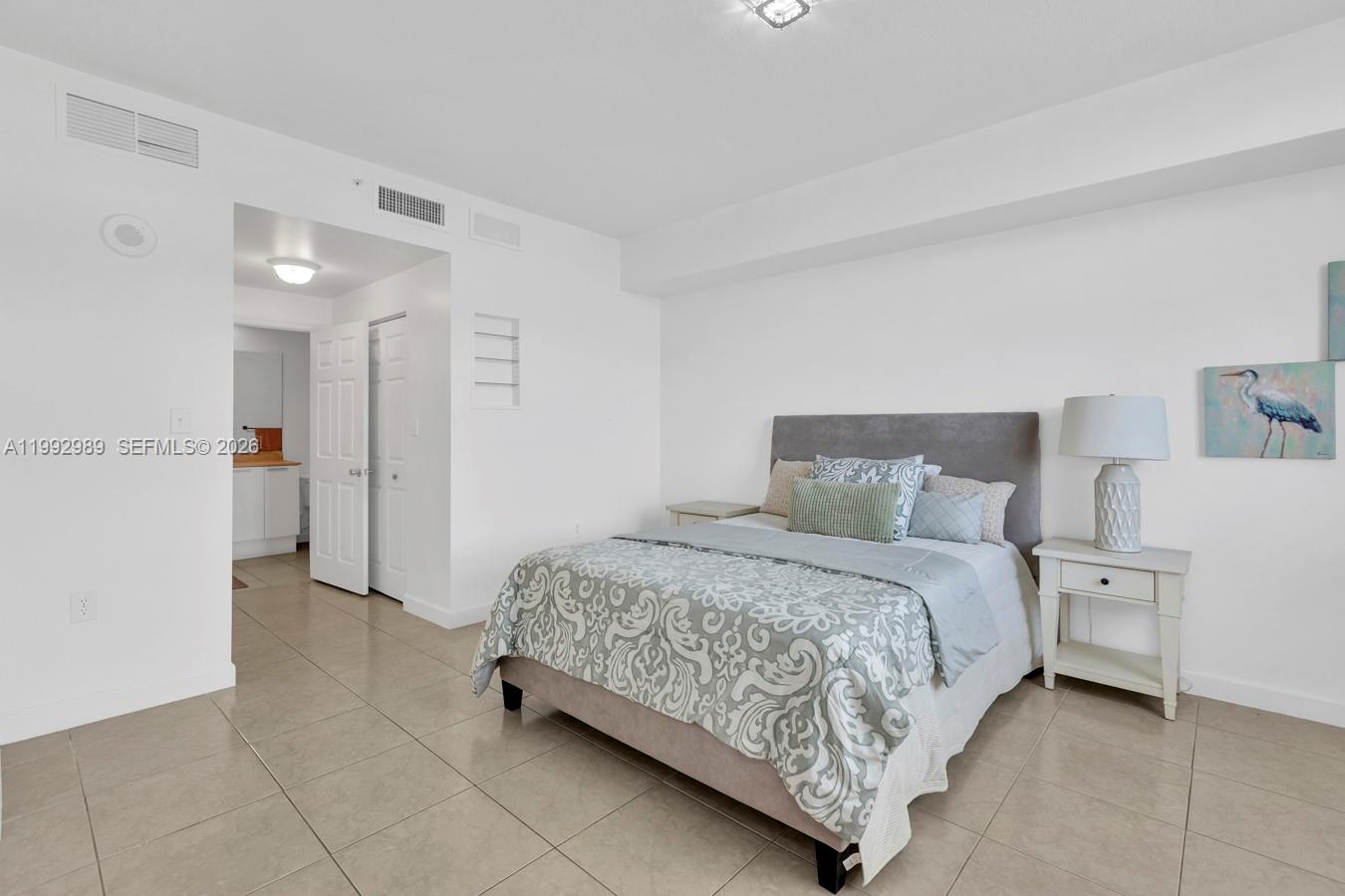 Photo of 140 Dixie Hwy  #403, Hollywood, Florida, 33020 - 