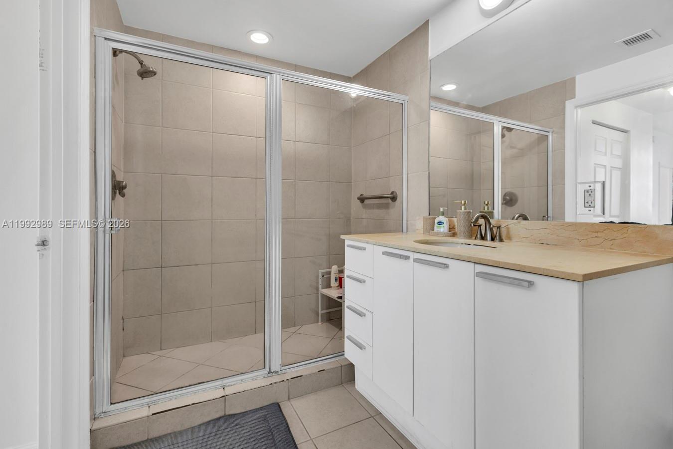 Photo of 140 Dixie Hwy  #403, Hollywood, Florida, 33020 - 