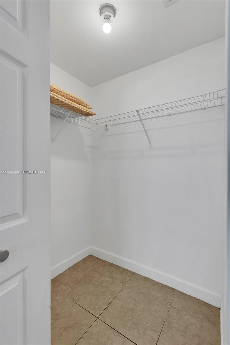 Photo of 140 Dixie Hwy  #403, Hollywood, Florida, 33020 - 