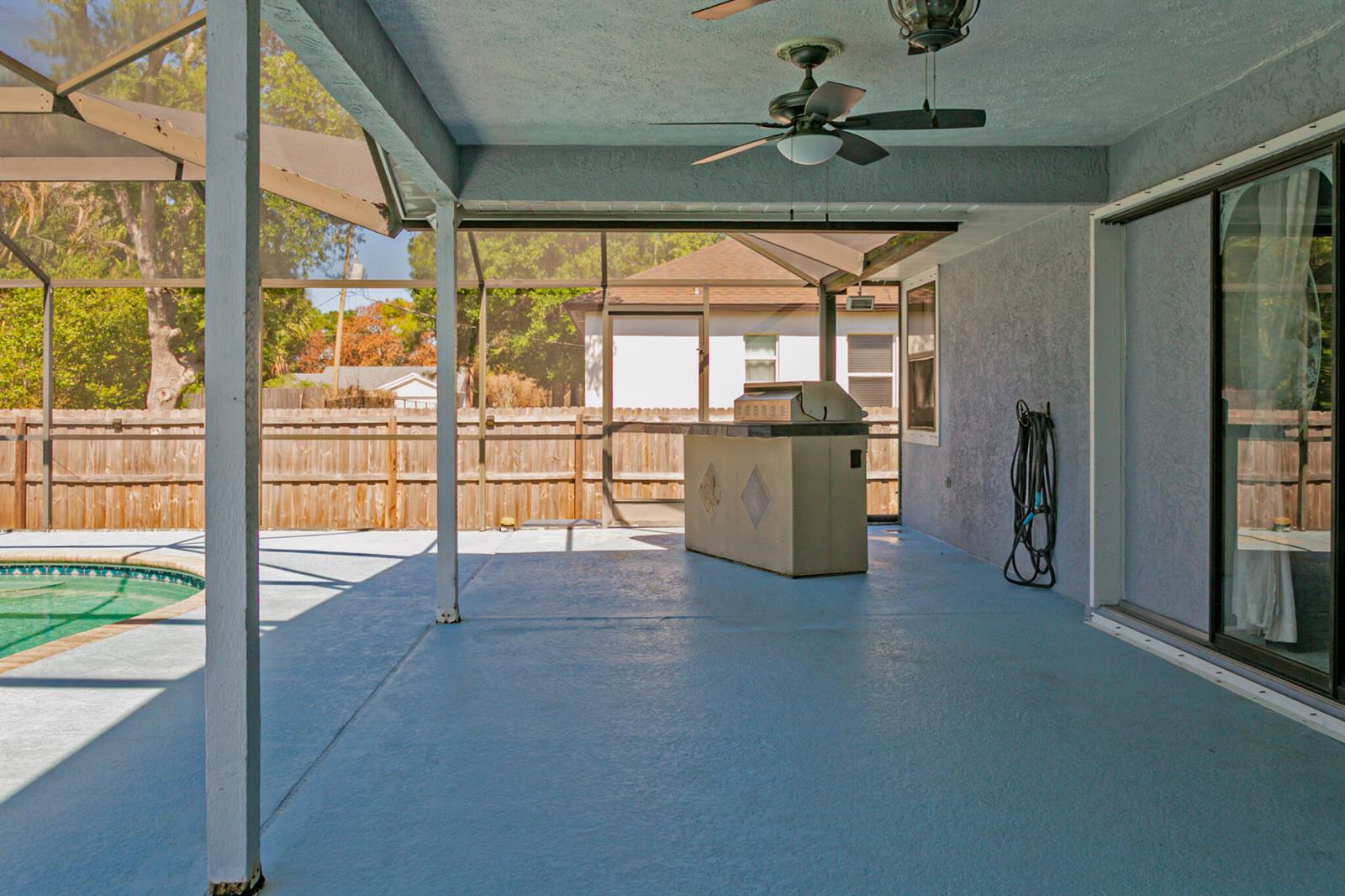 471 3 / 2 1834 sq. ft. $ 2026-06-16 0 foto