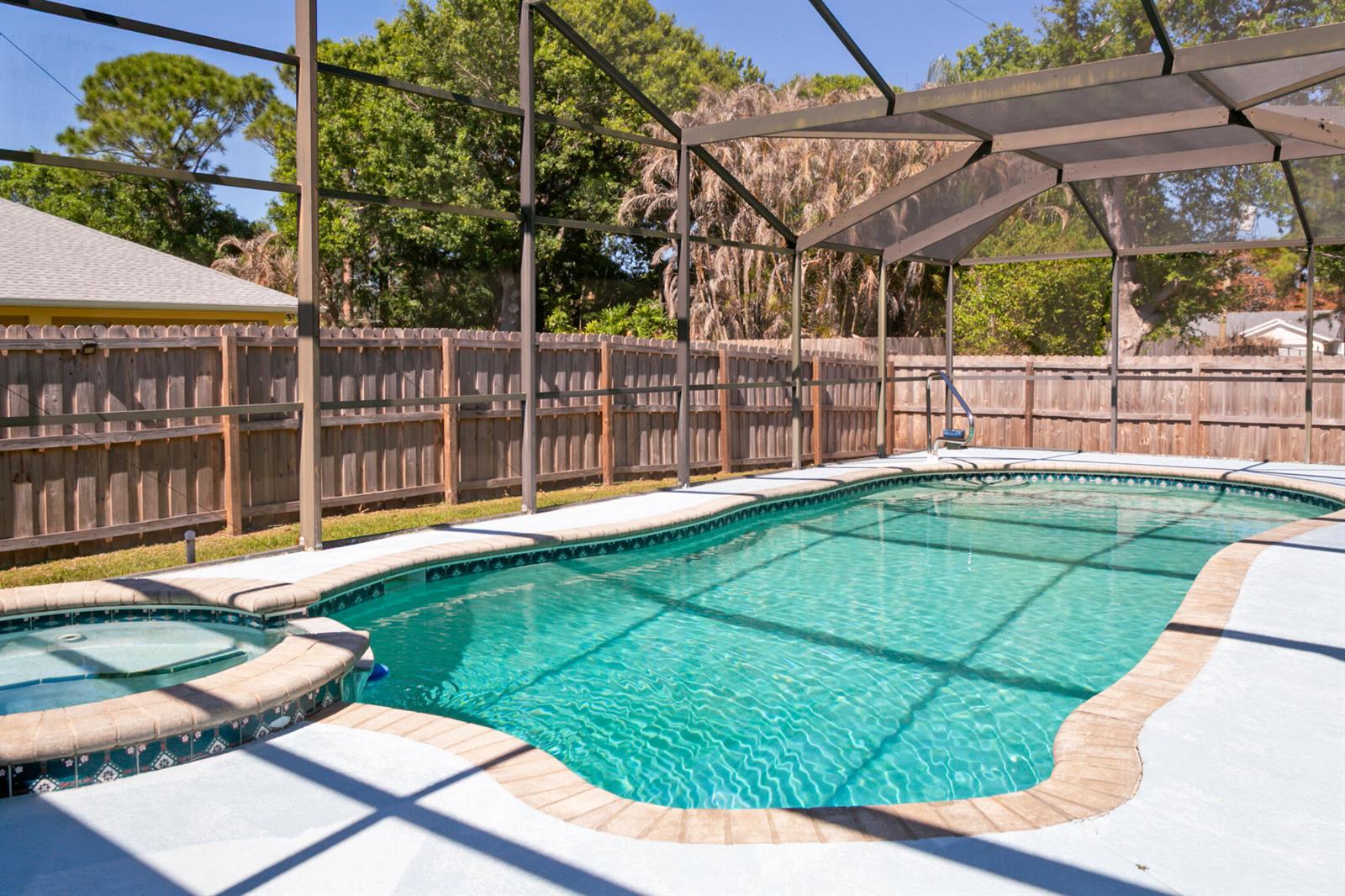 471 3 / 2 1834 sq. ft. $ 2026-06-16 0 foto