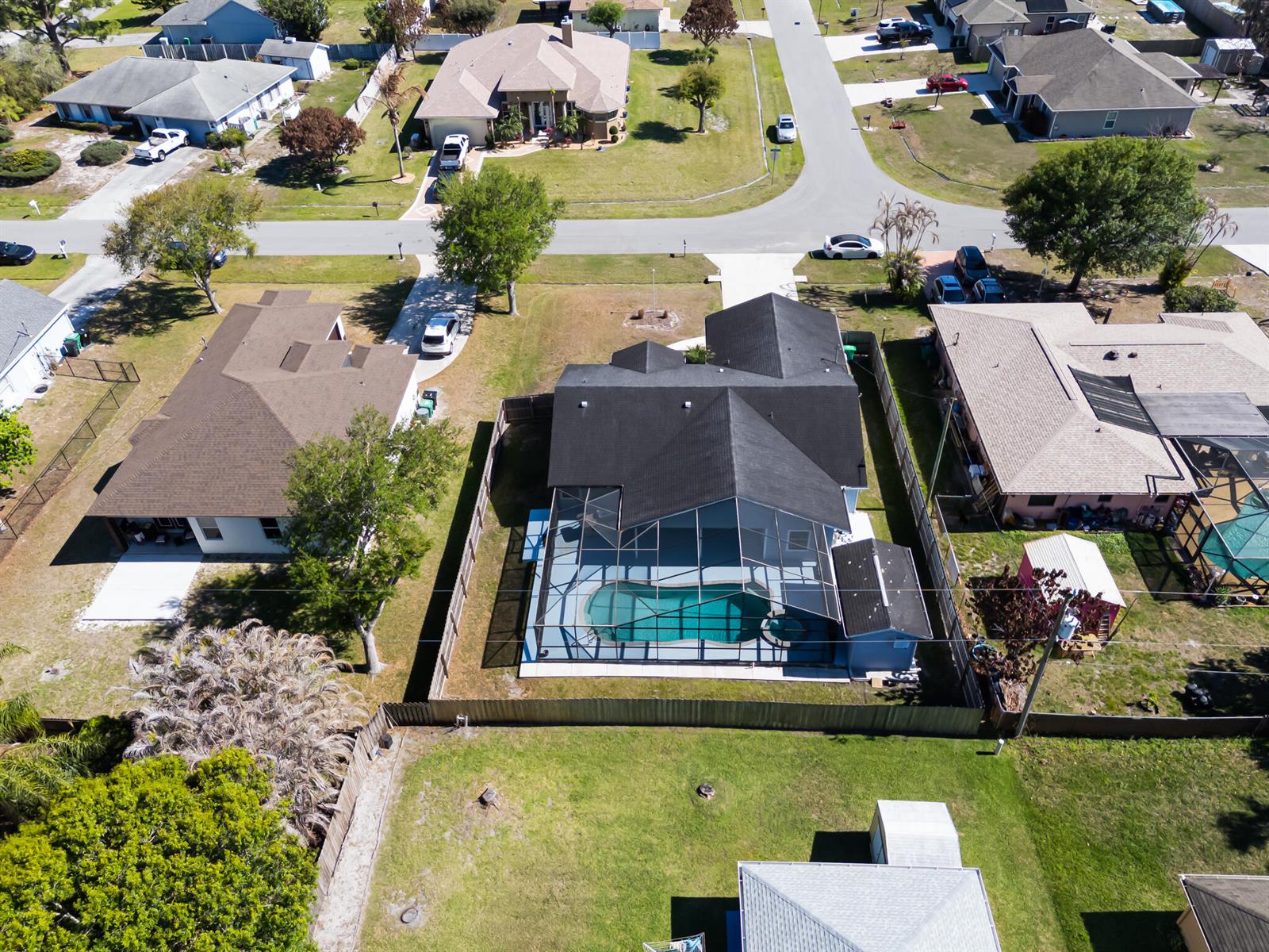 471 3 / 2 1834 sq. ft. $ 2026-06-16 0 foto