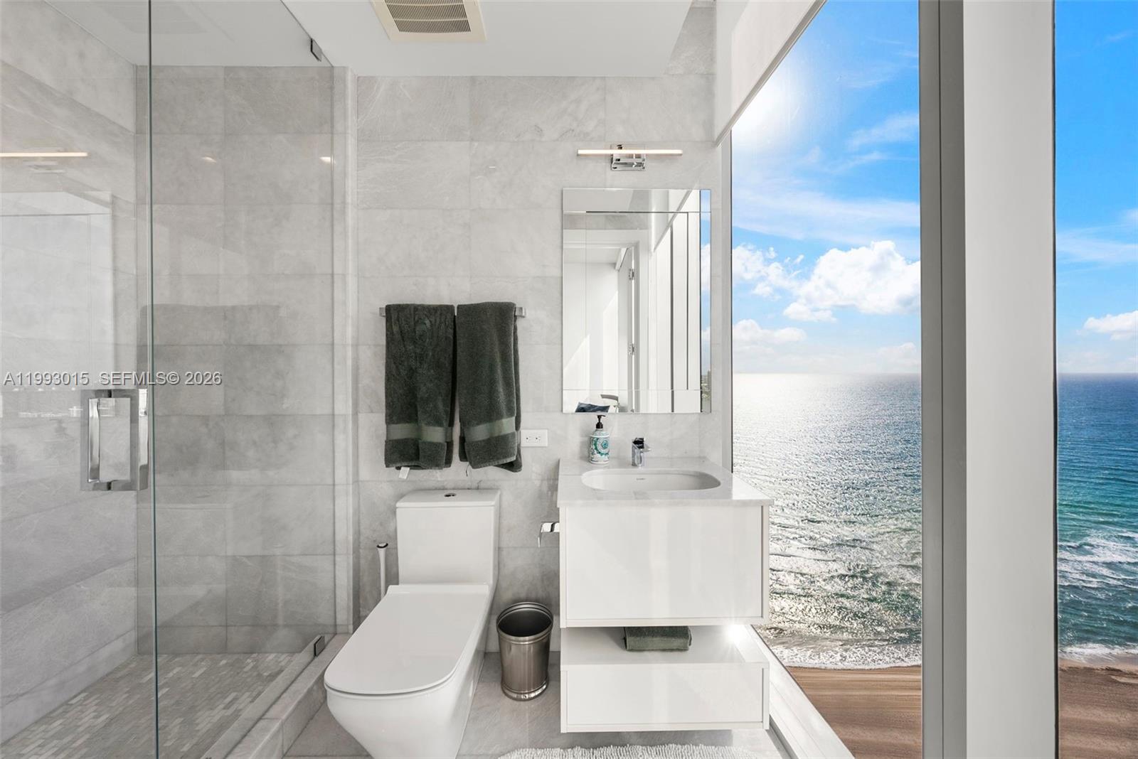 2504 4 / 6 3252 sq. ft. $ 2026-04-01 0 Photo