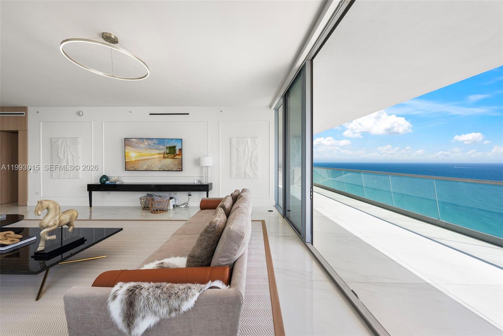 2504 4 / 6 3252 sq. ft. $ 2026-04-01 0 Photo