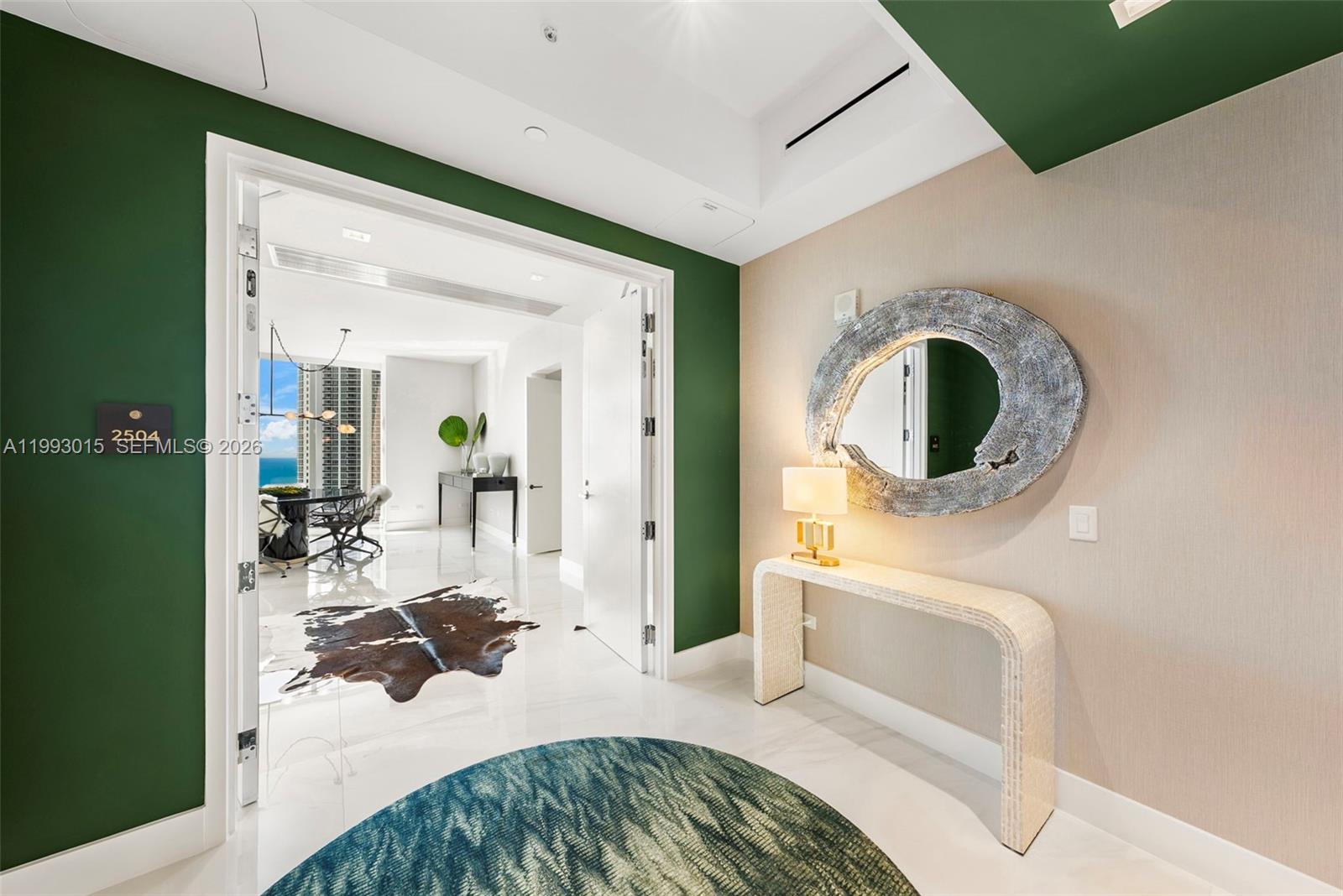 2504 4 / 6 3252 sq. ft. $ 2026-04-01 0 Photo