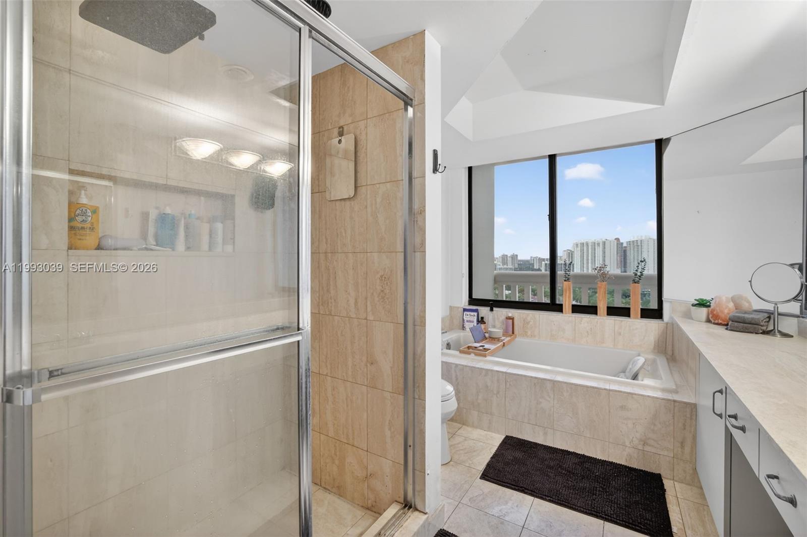 2105 2 / 2 1230 кв.футов $ 2026-04-01 0 Фото