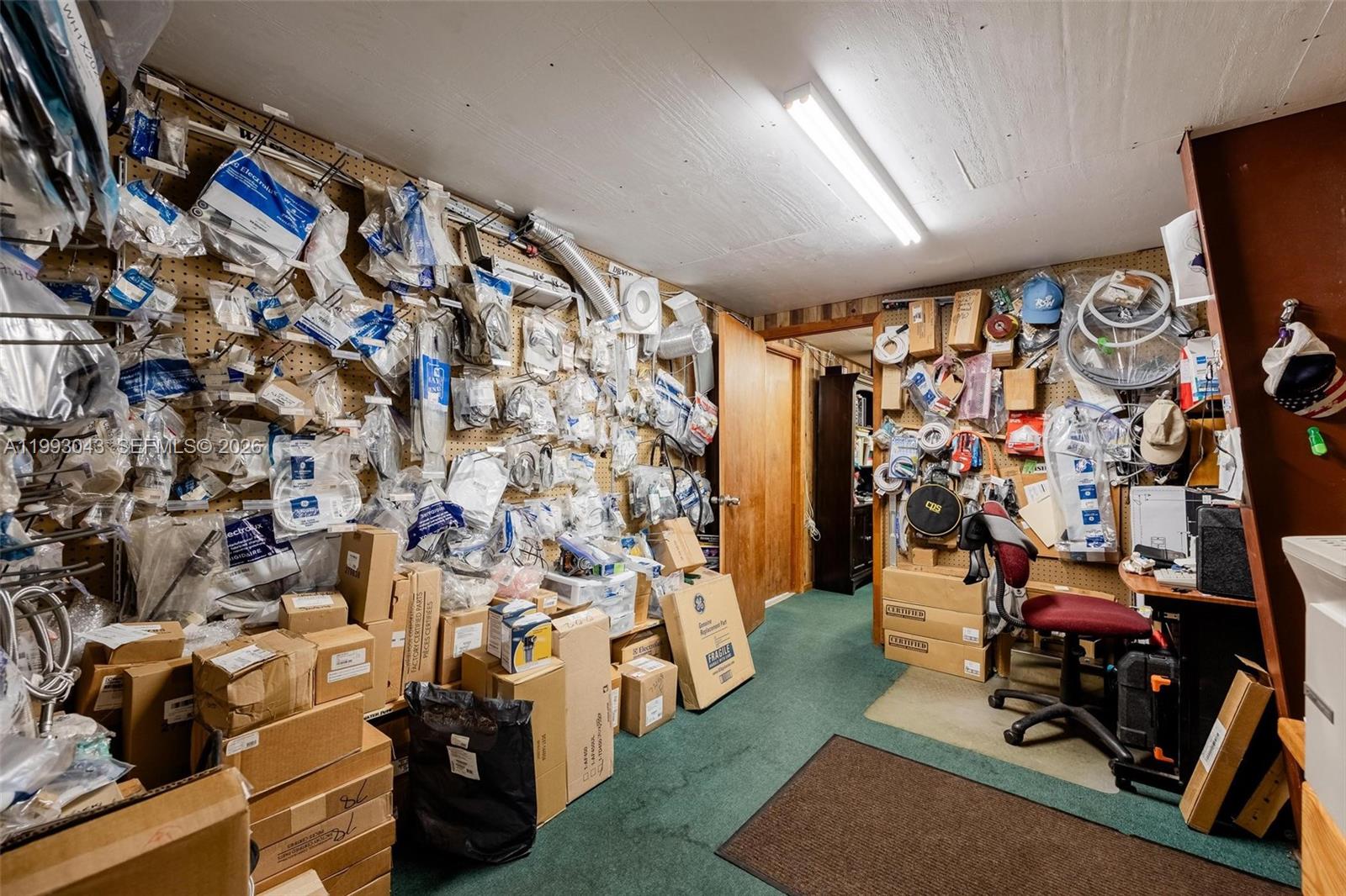   /   sq. ft. $ 2026-04-01 0 Photo