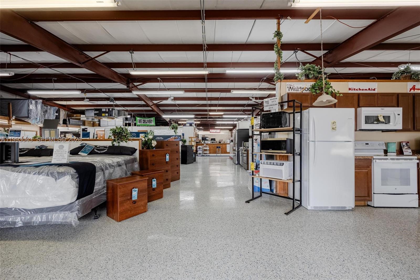   /   sq. ft. $ 2026-04-01 0 Photo