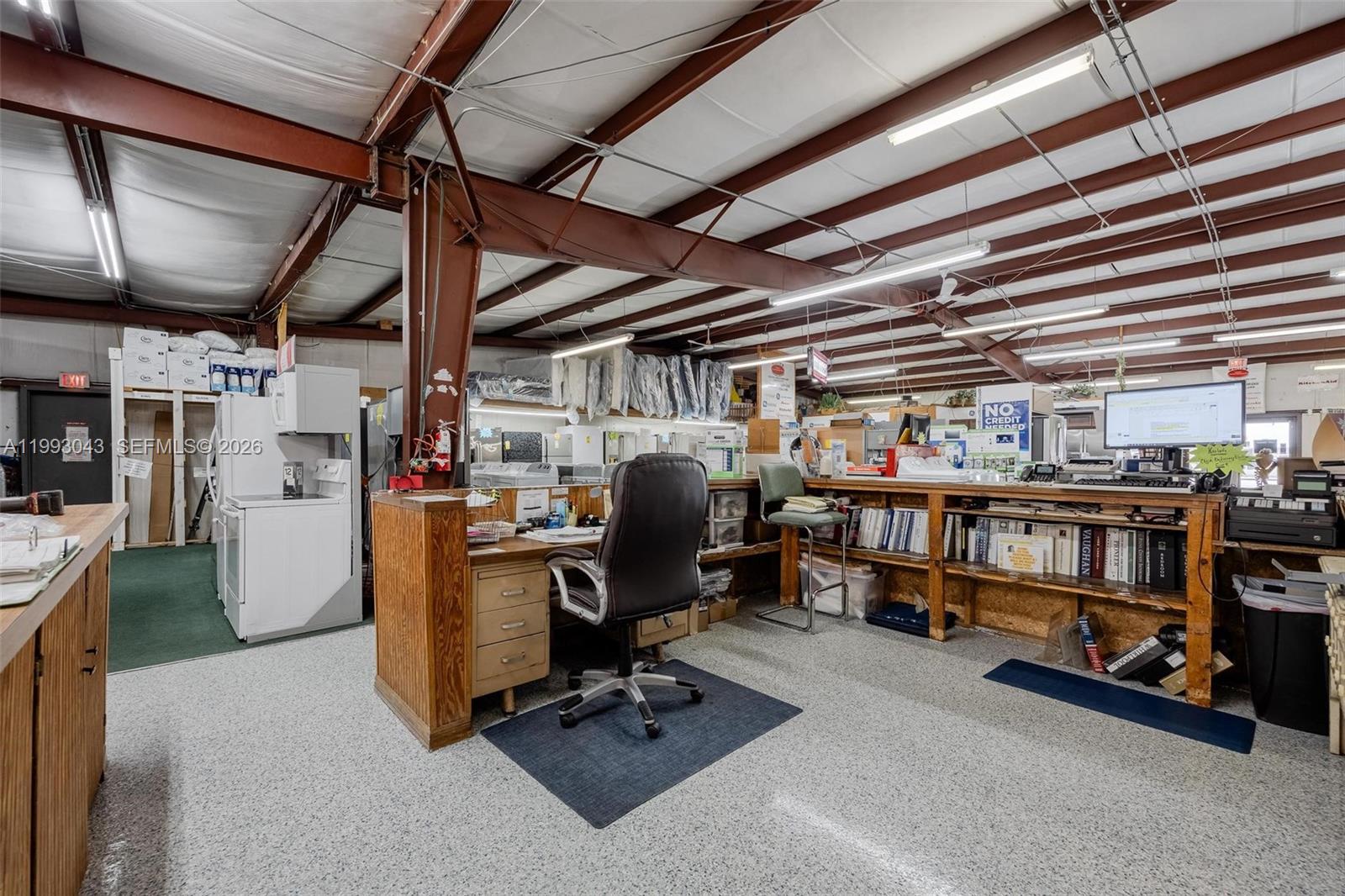   /   sq. ft. $ 2026-04-01 0 Photo