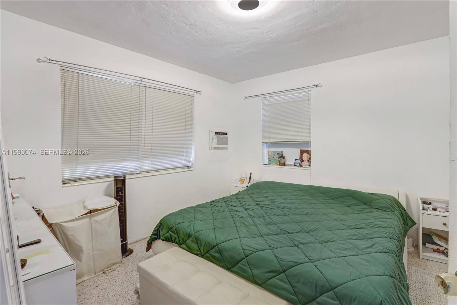   /  1970 sq. ft. $ 2026-04-01 0 Photo