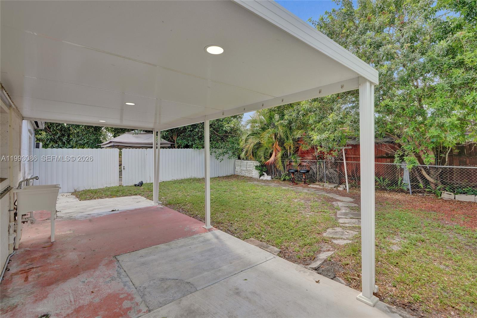   /  1959 sq. ft. $ 2026-04-24 0 Photo