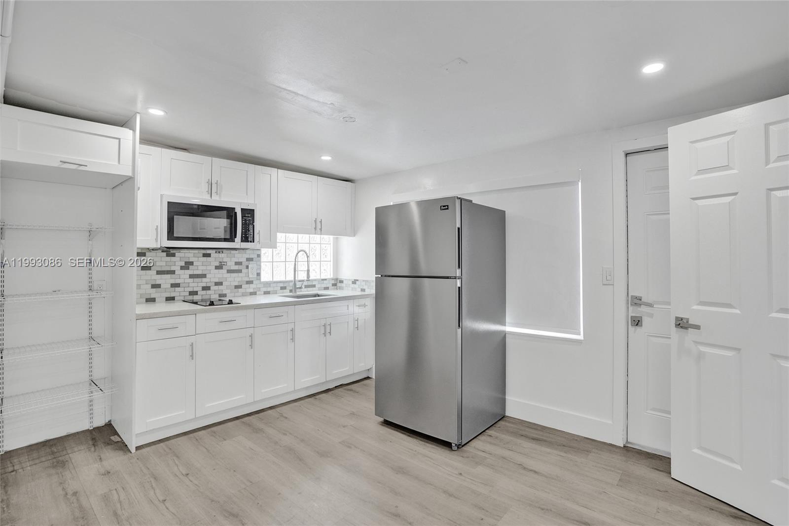   /  1959 sq. ft. $ 2026-04-24 0 Photo