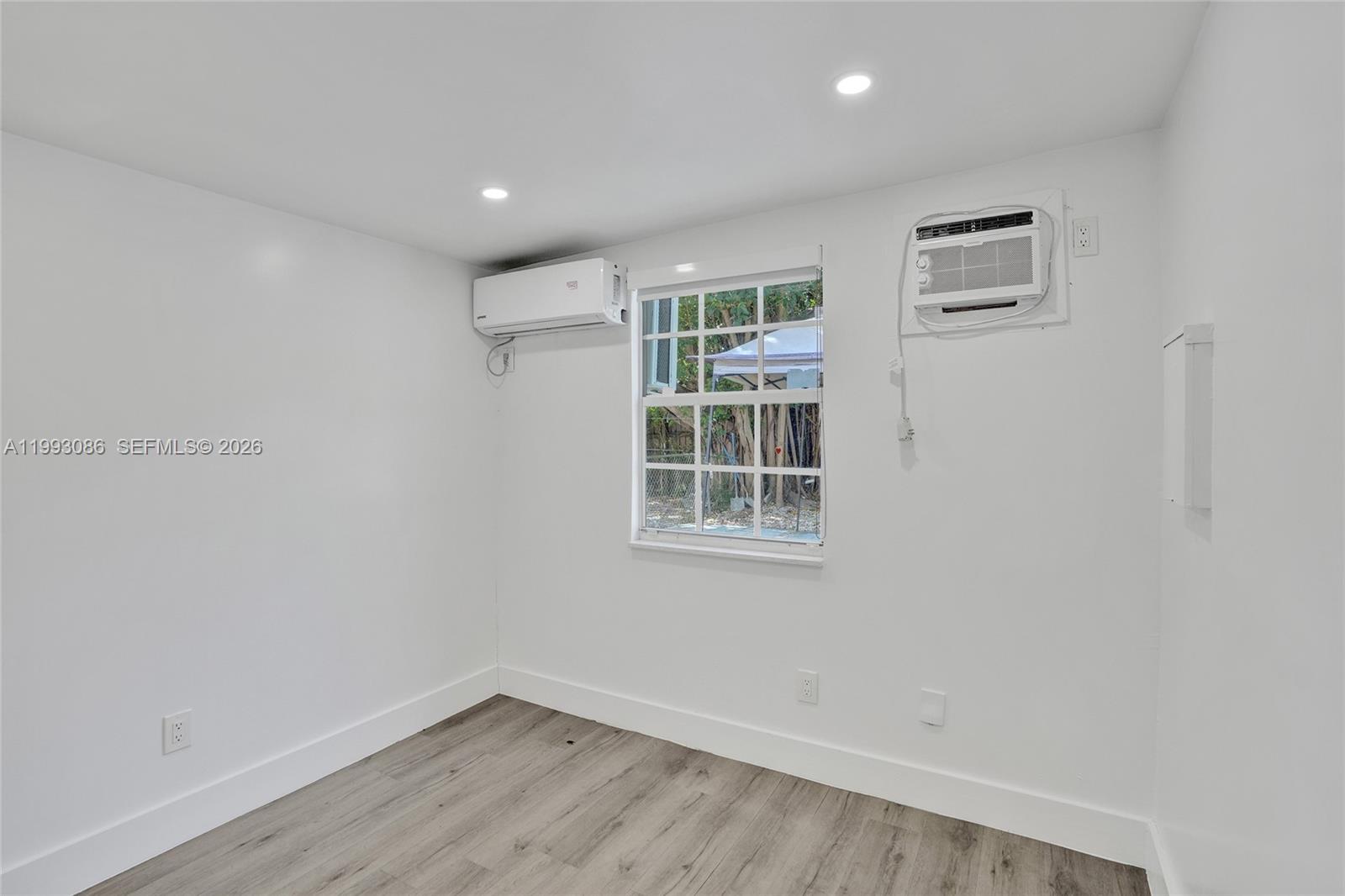   /  1959 sq. ft. $ 2026-04-24 0 Photo