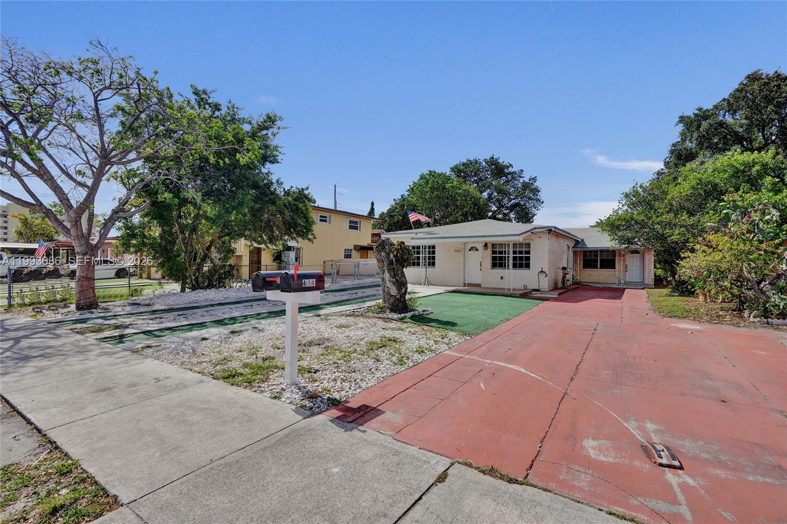   /  1959 sq. ft. $ 2026-04-24 0 Photo
