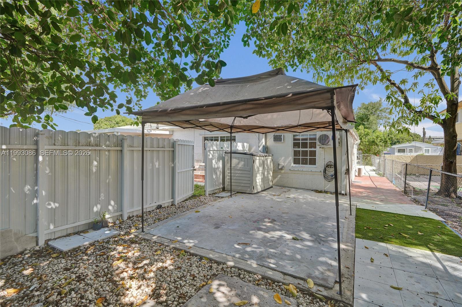   /  1959 sq. ft. $ 2026-04-24 0 Photo
