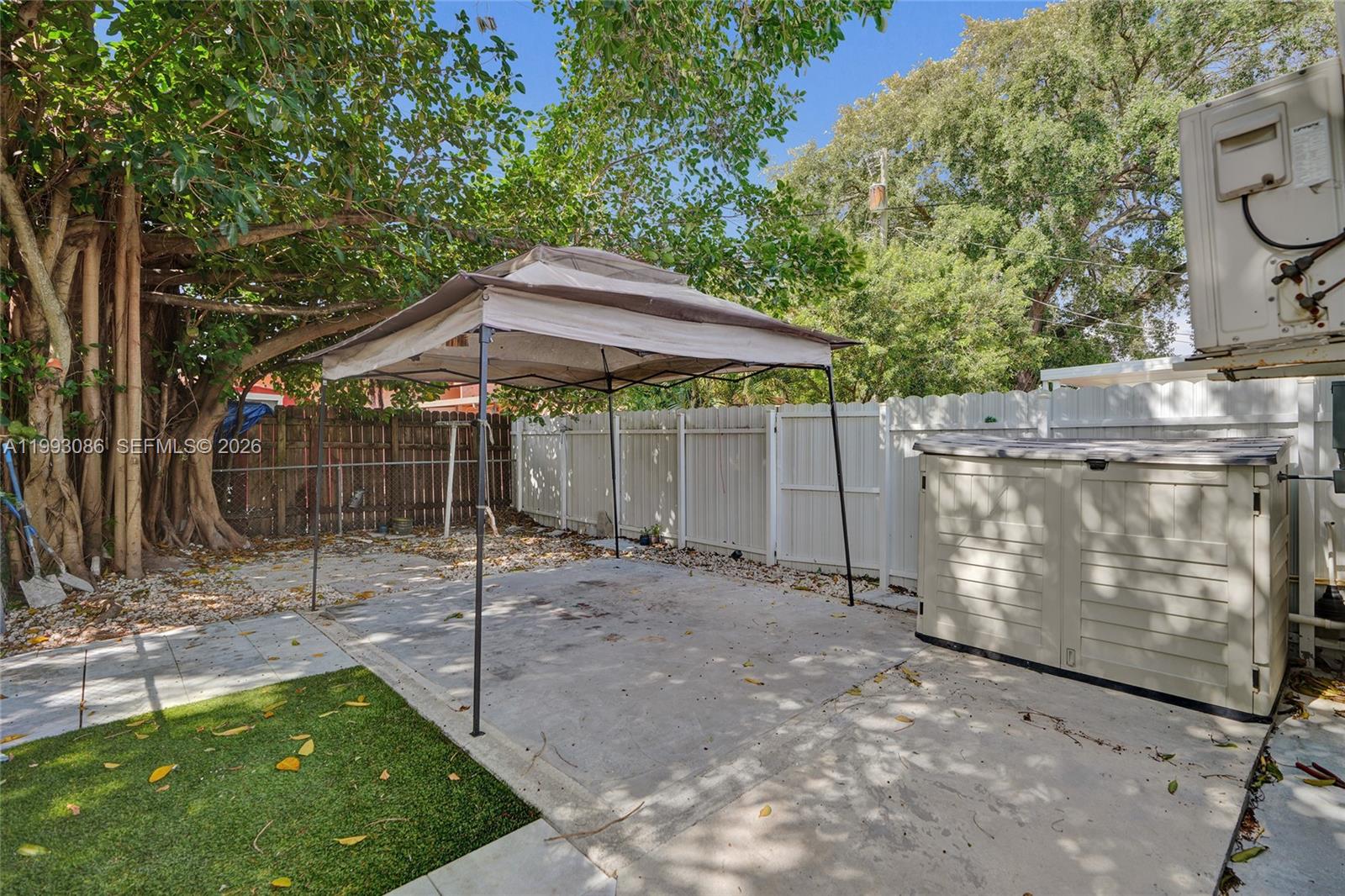   /  1959 sq. ft. $ 2026-04-24 0 Photo
