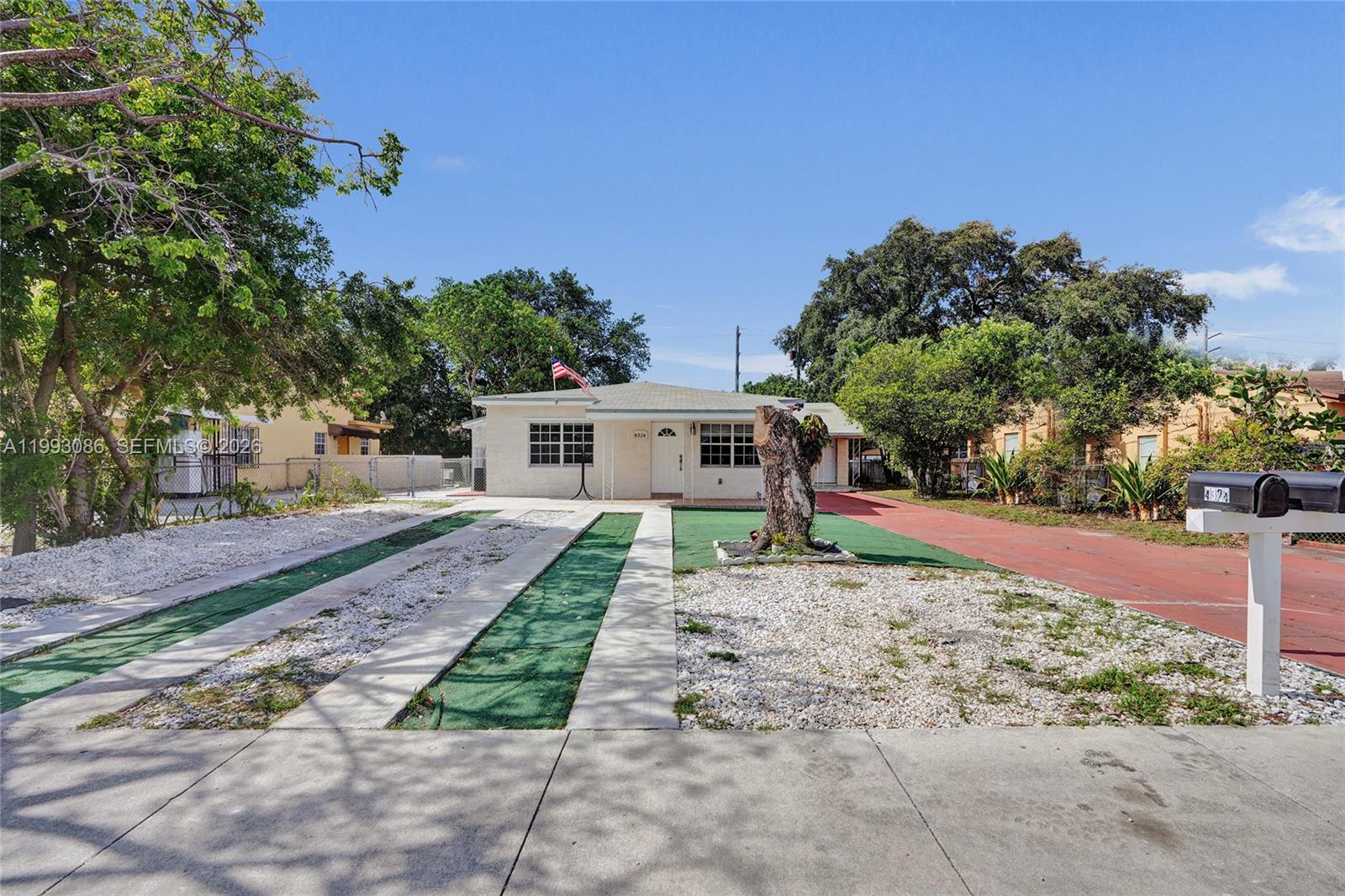   /  1959 sq. ft. $ 2026-04-24 0 Photo