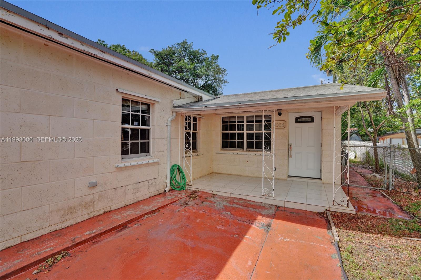  /  1959 sq. ft. $ 2026-04-24 0 Photo
