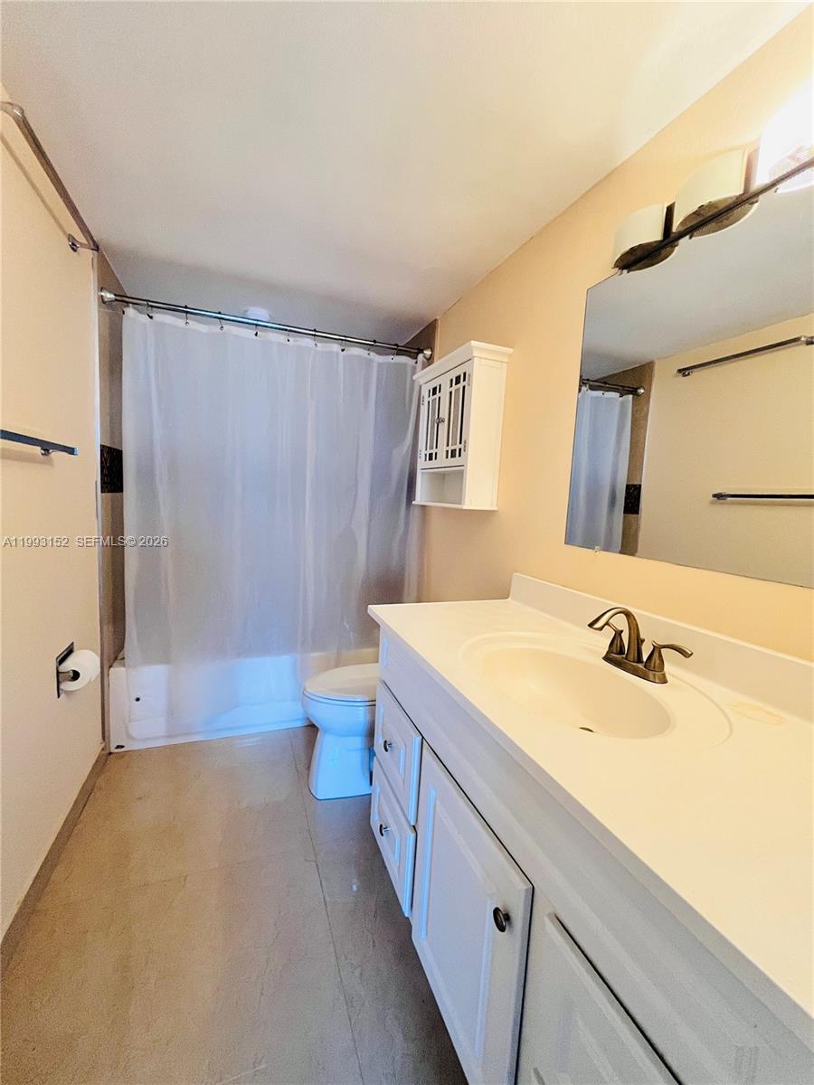 Photo of 2500 Parkview Dr #1803, Hallandale Beach, Florida, 33009 -