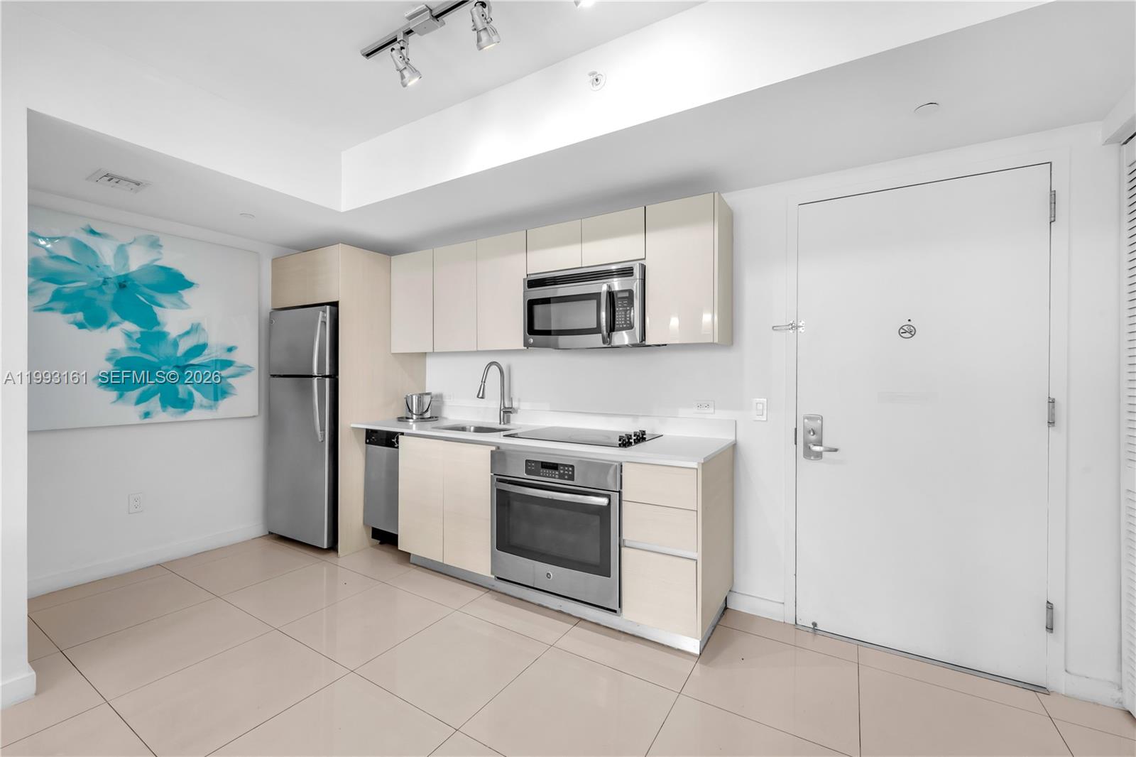 Photo of 2602 Hallandale Beach Blvd  #R2805, Hallandale Beach, Florida, 33009 - 