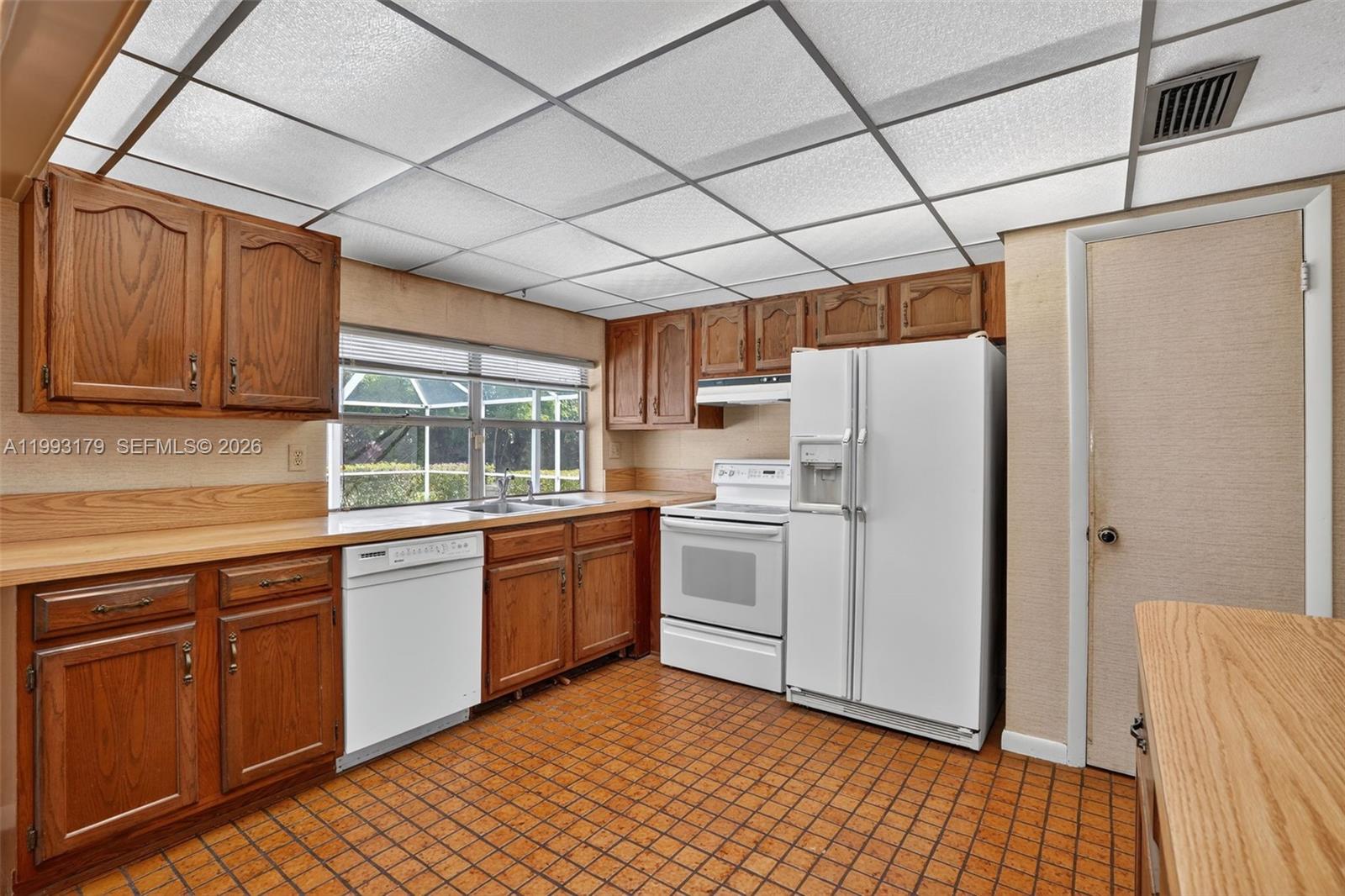 10753 4 / 2 2179 sq. ft. $ 2026-04-01 0 Photo