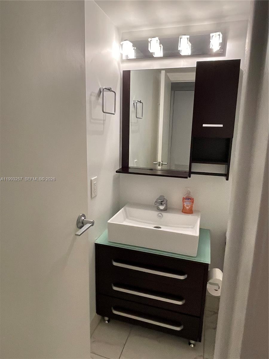 Photo of 2301 Ocean Dr  #607, Hollywood, Florida, 33019 - 