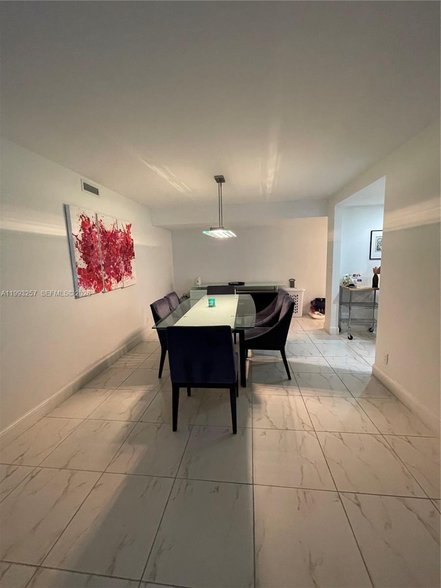 Photo of 2301 Ocean Dr  #607, Hollywood, Florida, 33019 - 