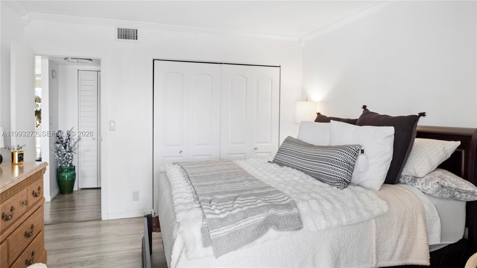 Photo of 20301 Country Club Dr  #526, Aventura, Florida, 33180 - 