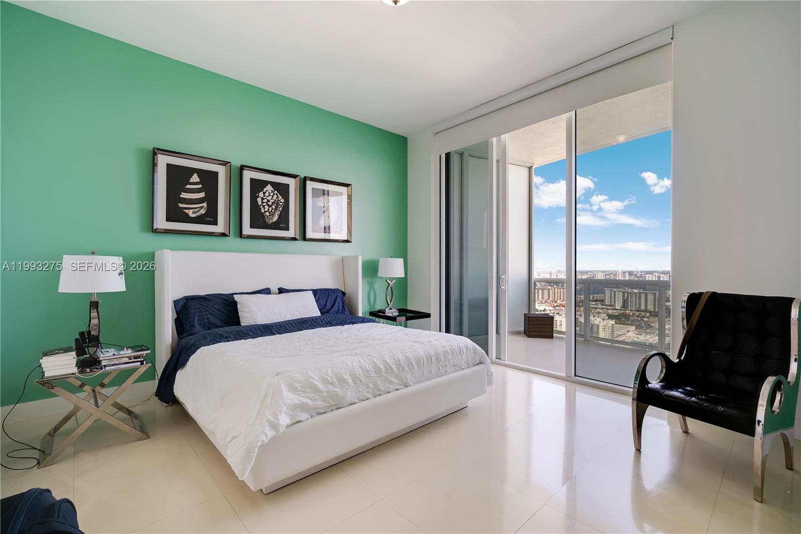 4102 3 / 4 1979 sq. ft. $ 2026-04-01 0 Photo