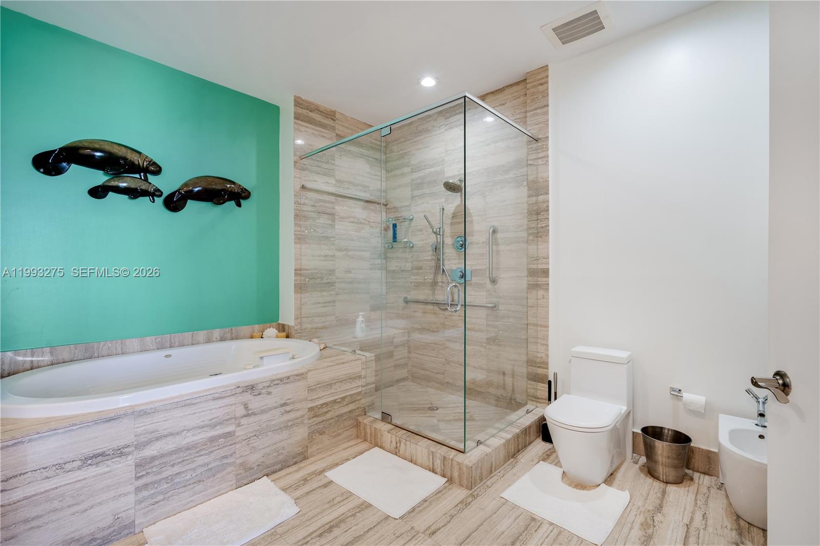 4102 3 / 4 1979 sq. ft. $ 2026-04-01 0 Photo