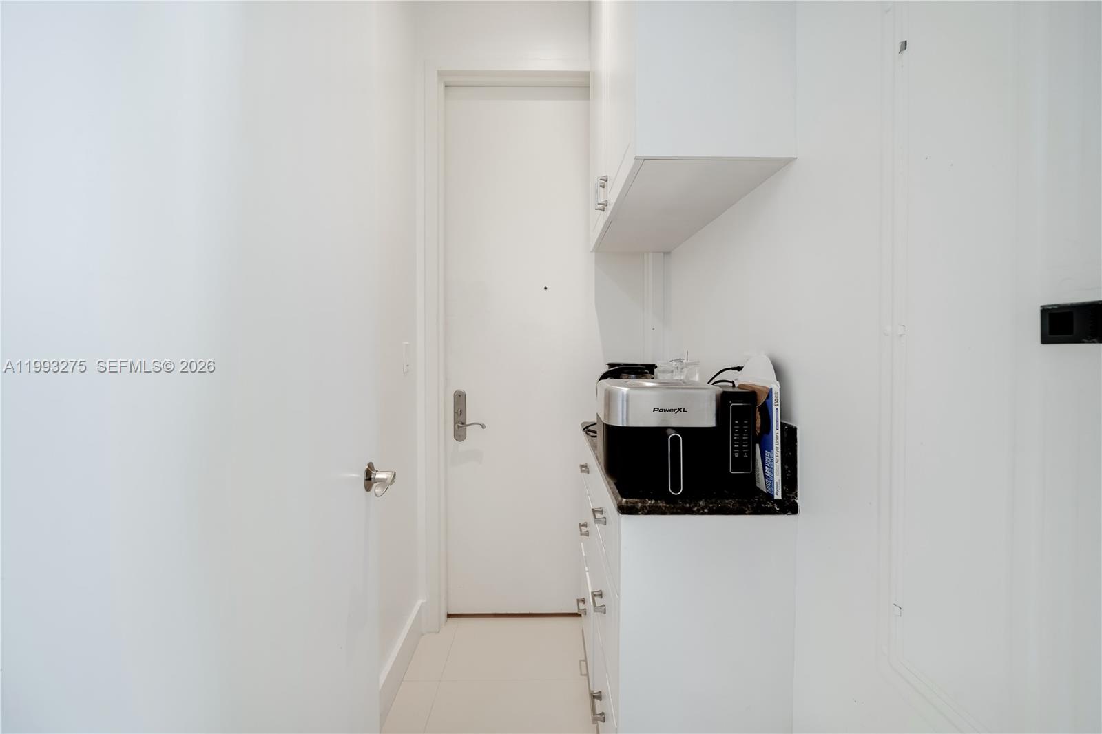 4102 3 / 4 1979 sq. ft. $ 2026-04-01 0 Photo