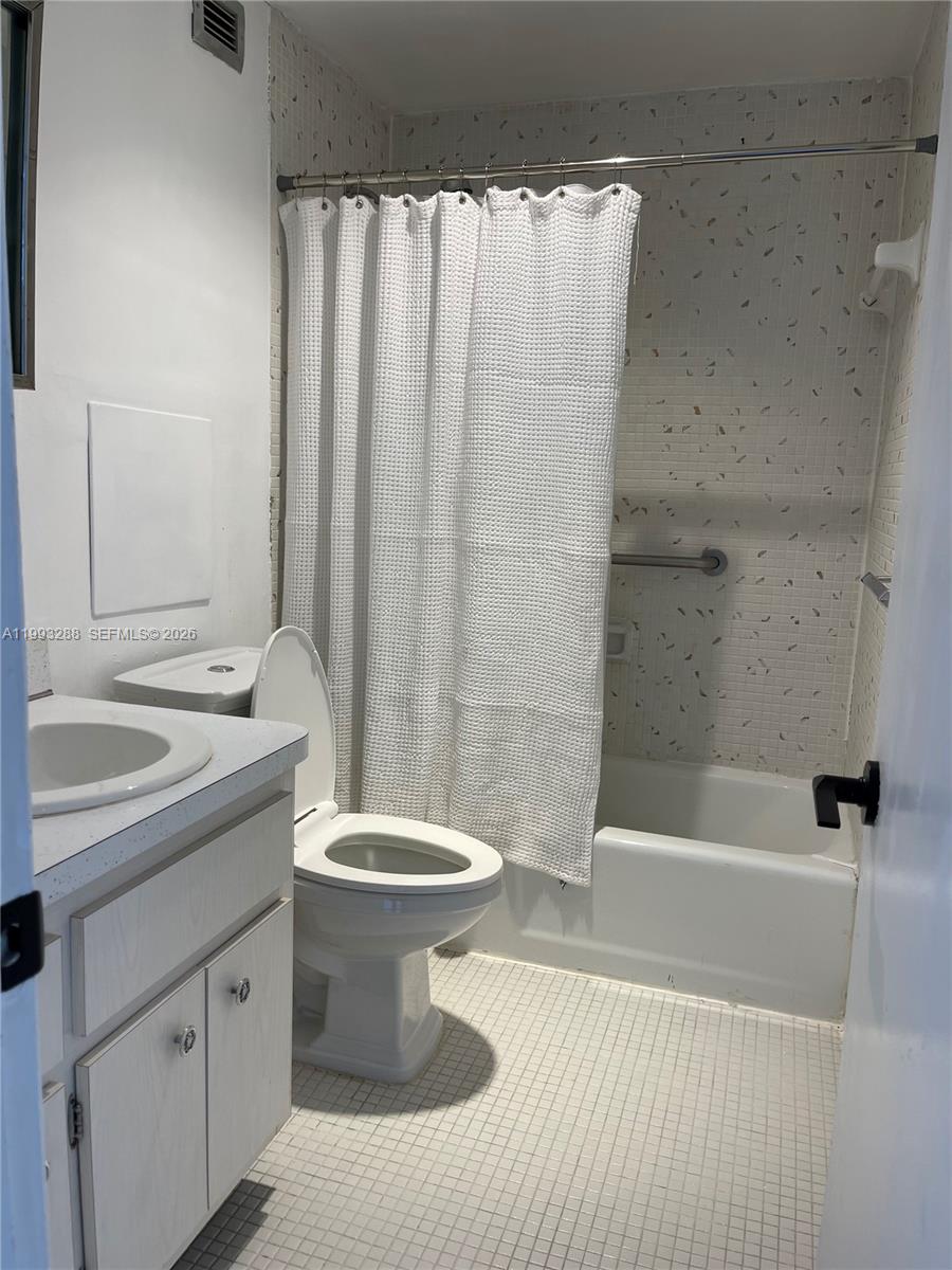 Photo of 400 Kings Point Dr  #627, Sunny Isles Beach, Florida, 33160 - 