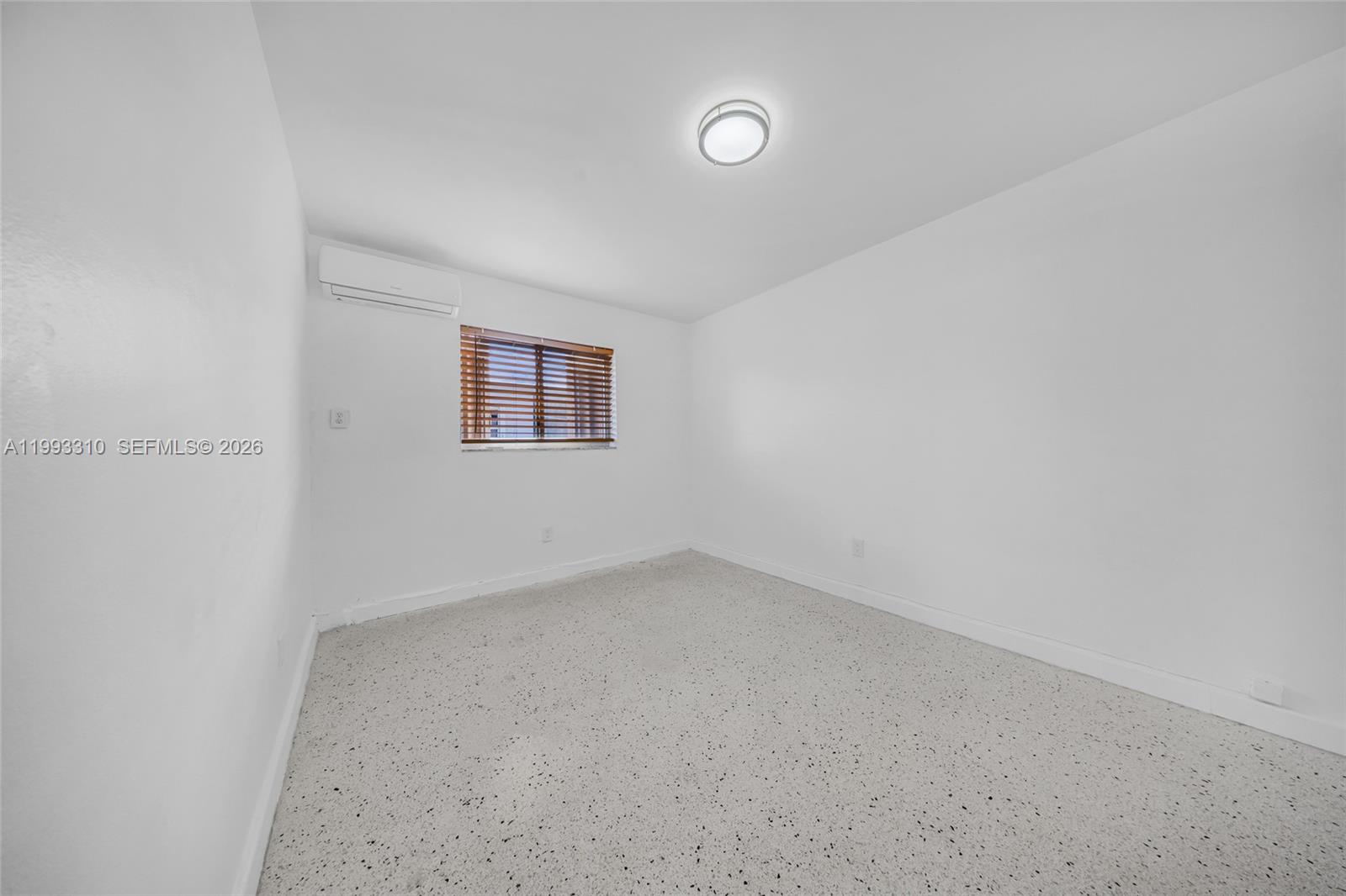  /  3544 sq. ft. $ 2026-04-01 0 Photo