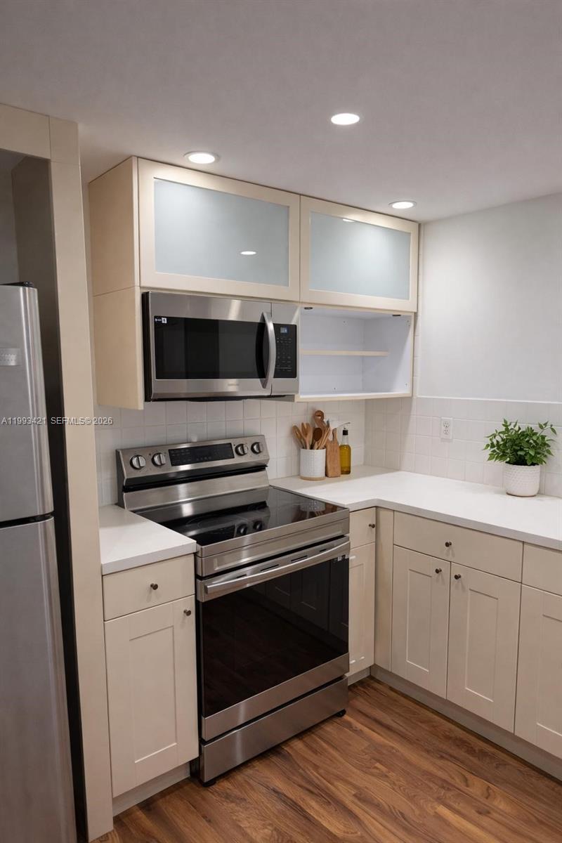 Photo of    #517, Hallandale Beach, Florida, 33009 - 