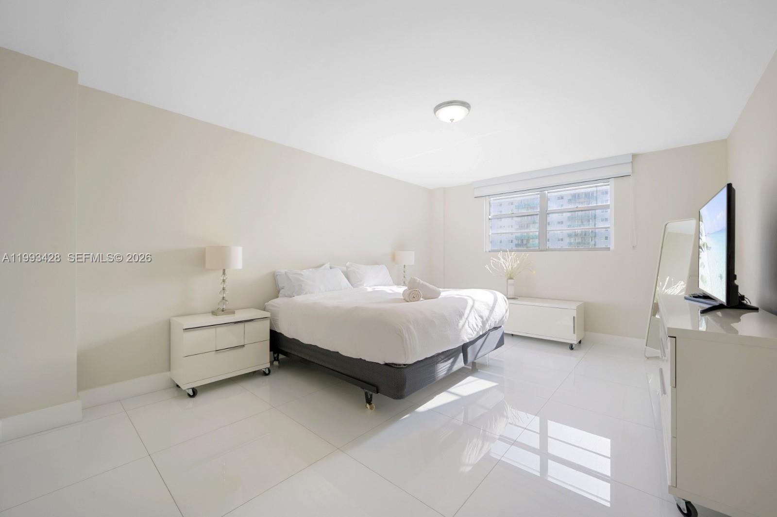 Photo of 19370 Collins Ave #916, Sunny Isles Beach, Florida, 33160 -