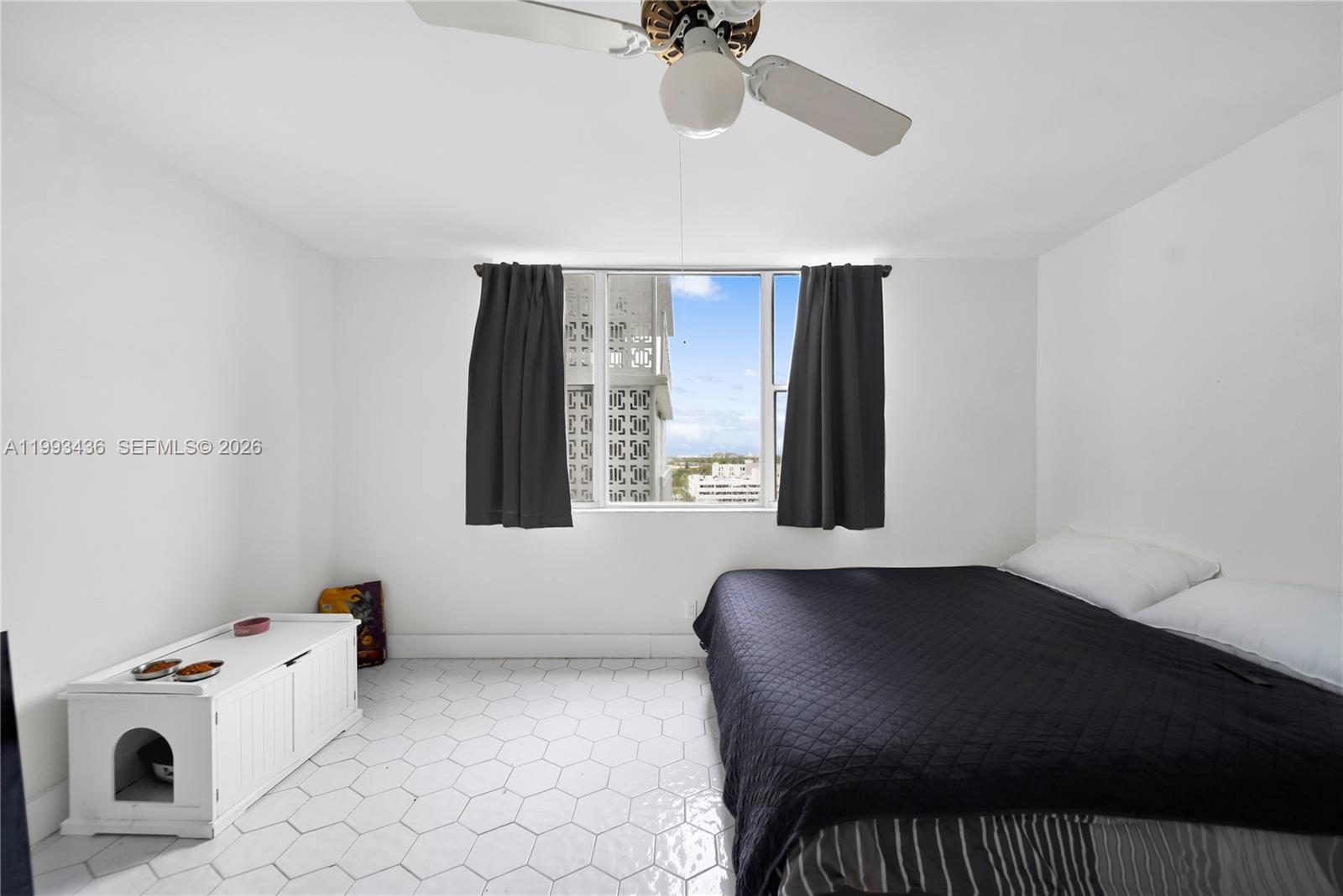 See details 1007 2 / 3 1714 sq. ft. $ 2026-04-01 0 Photo
