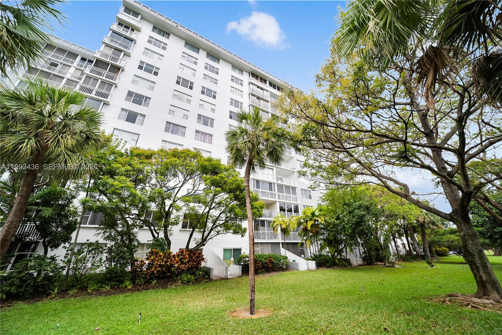 See details 1007 2 / 3 1714 sq. ft. $ 2026-04-01 0 Photo