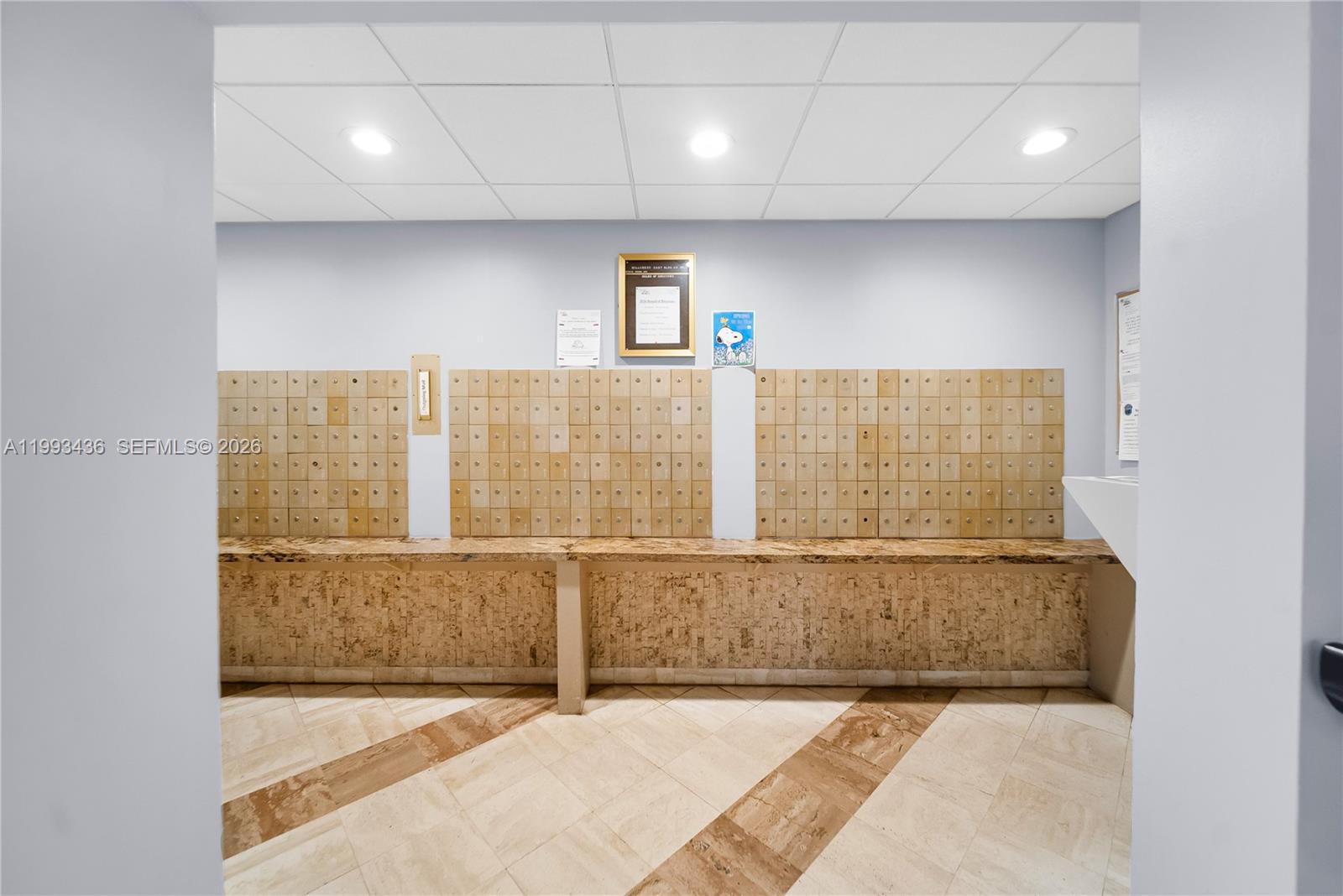 See details 1007 2 / 3 1714 sq. ft. $ 2026-04-01 0 Photo