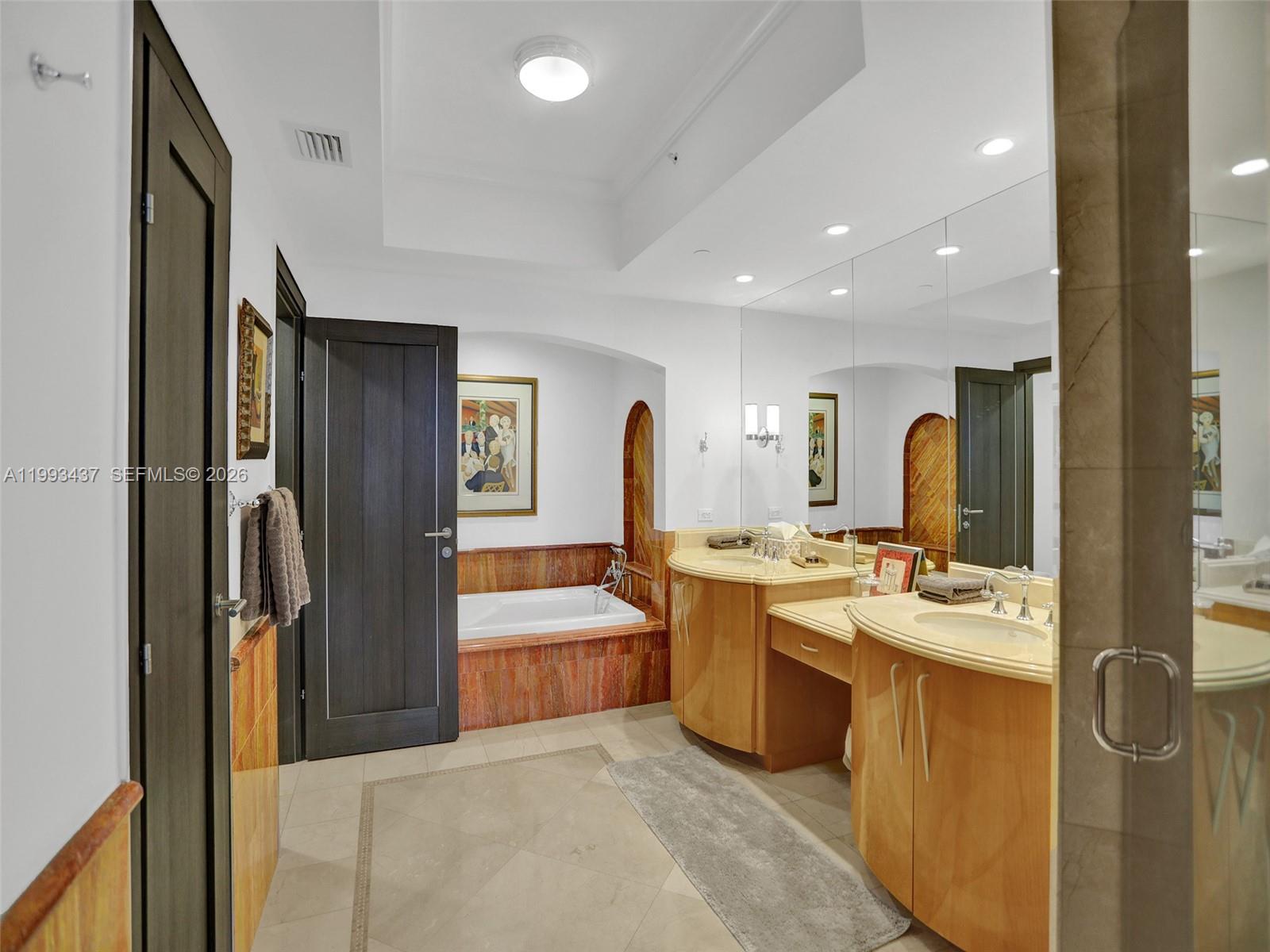 3005 3 / 3 2214 sq. ft. $ 2026-04-21 0 Photo