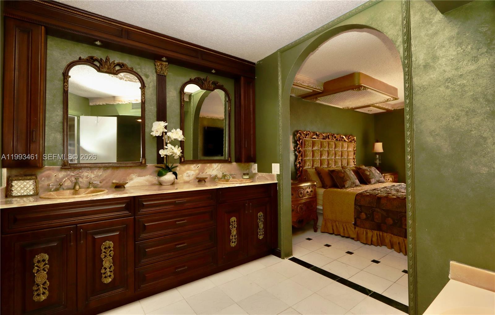 Photo of 3530 Mystic Pointe Dr  #2915, Aventura, Florida, 33180 - 