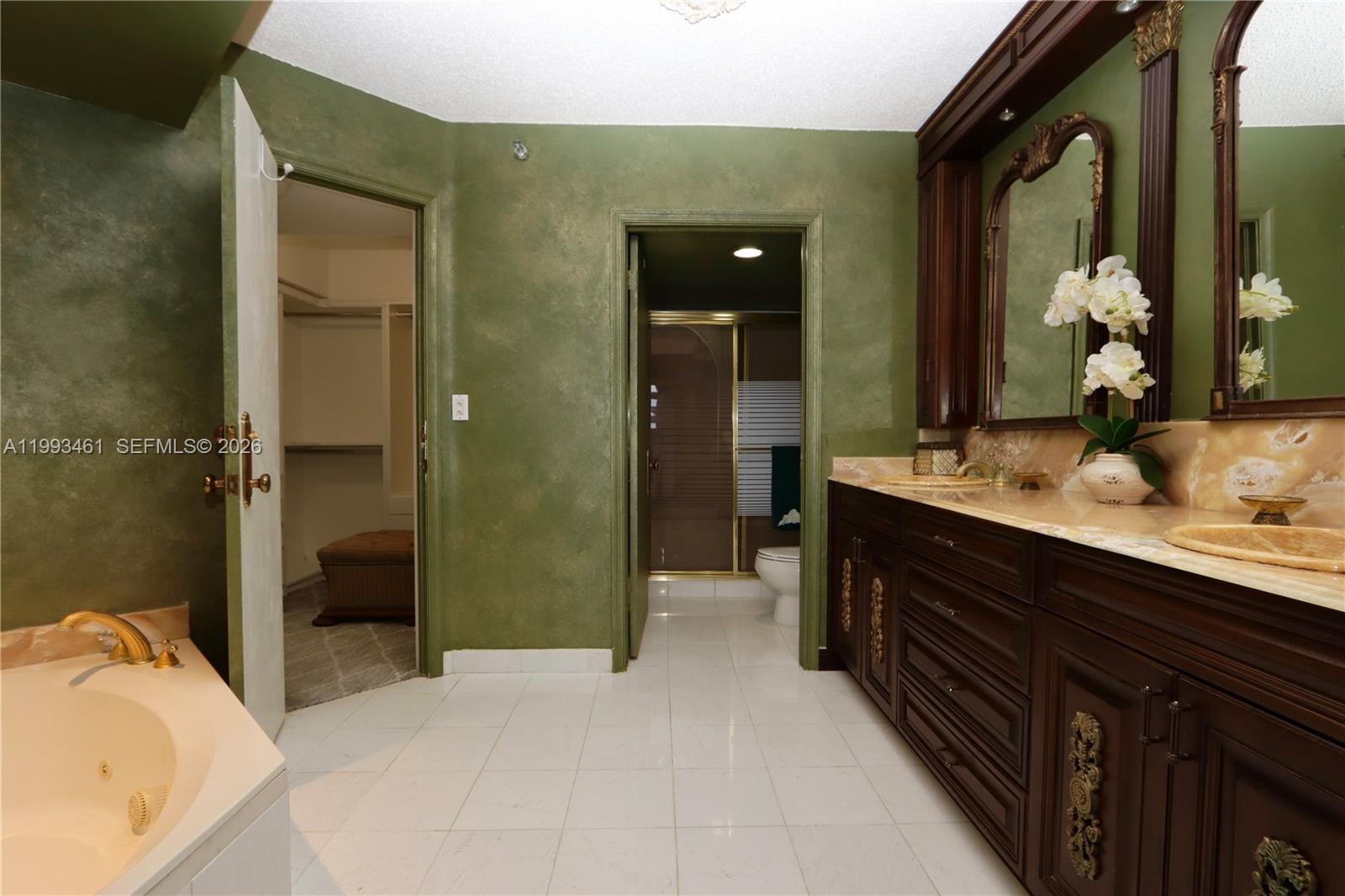 Photo of 3530 Mystic Pointe Dr  #2915, Aventura, Florida, 33180 - 