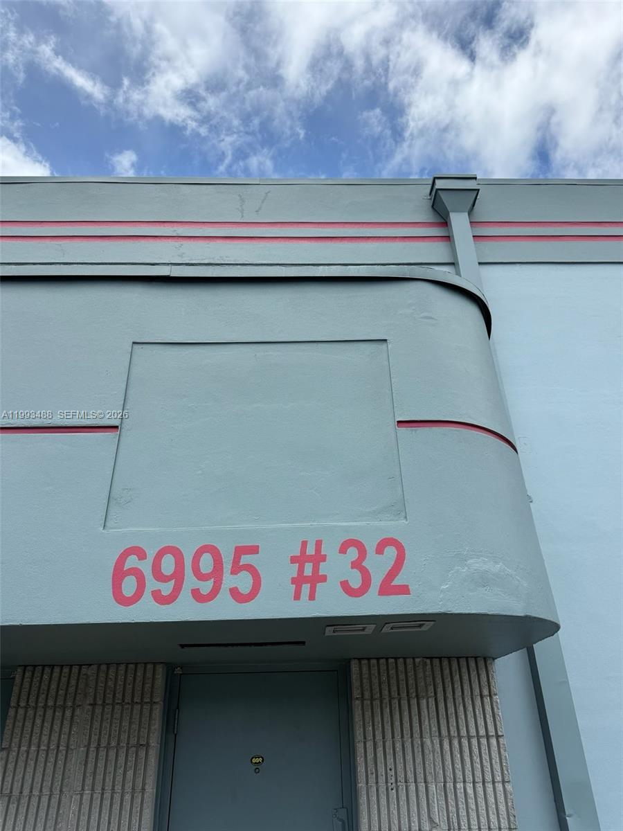 32  /   sq. ft. $ 2026-04-01 0 Photo