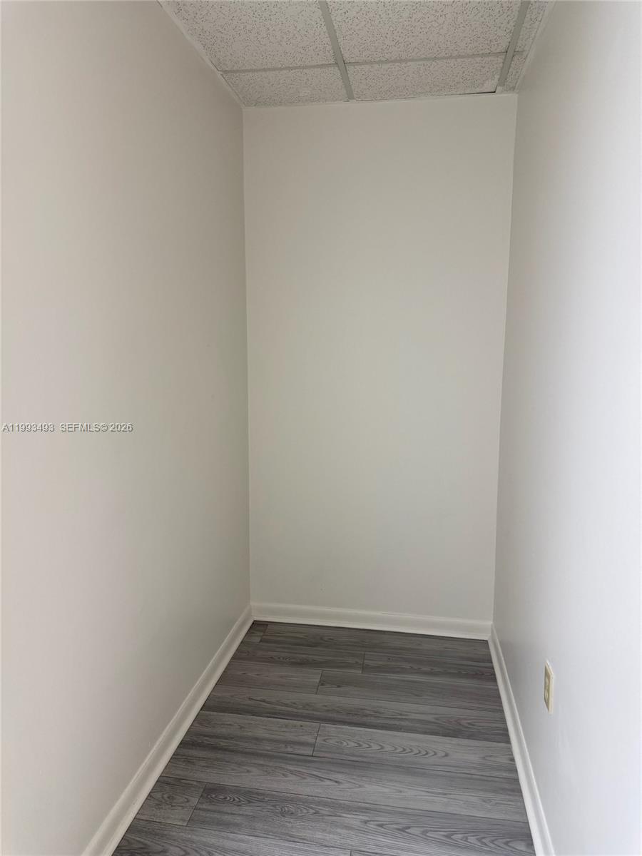27  /   sq. ft. $ 2026-04-01 0 Photo