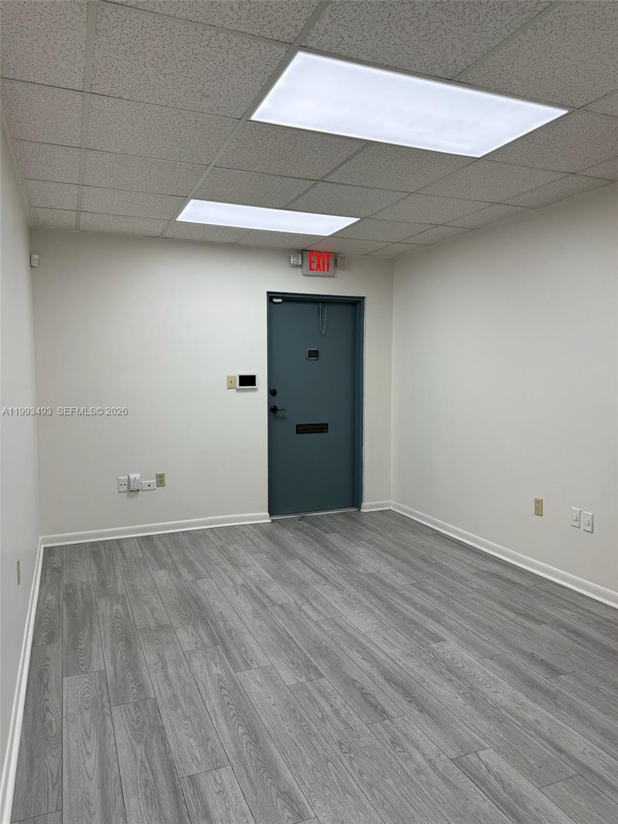 27  /   sq. ft. $ 2026-04-01 0 Photo