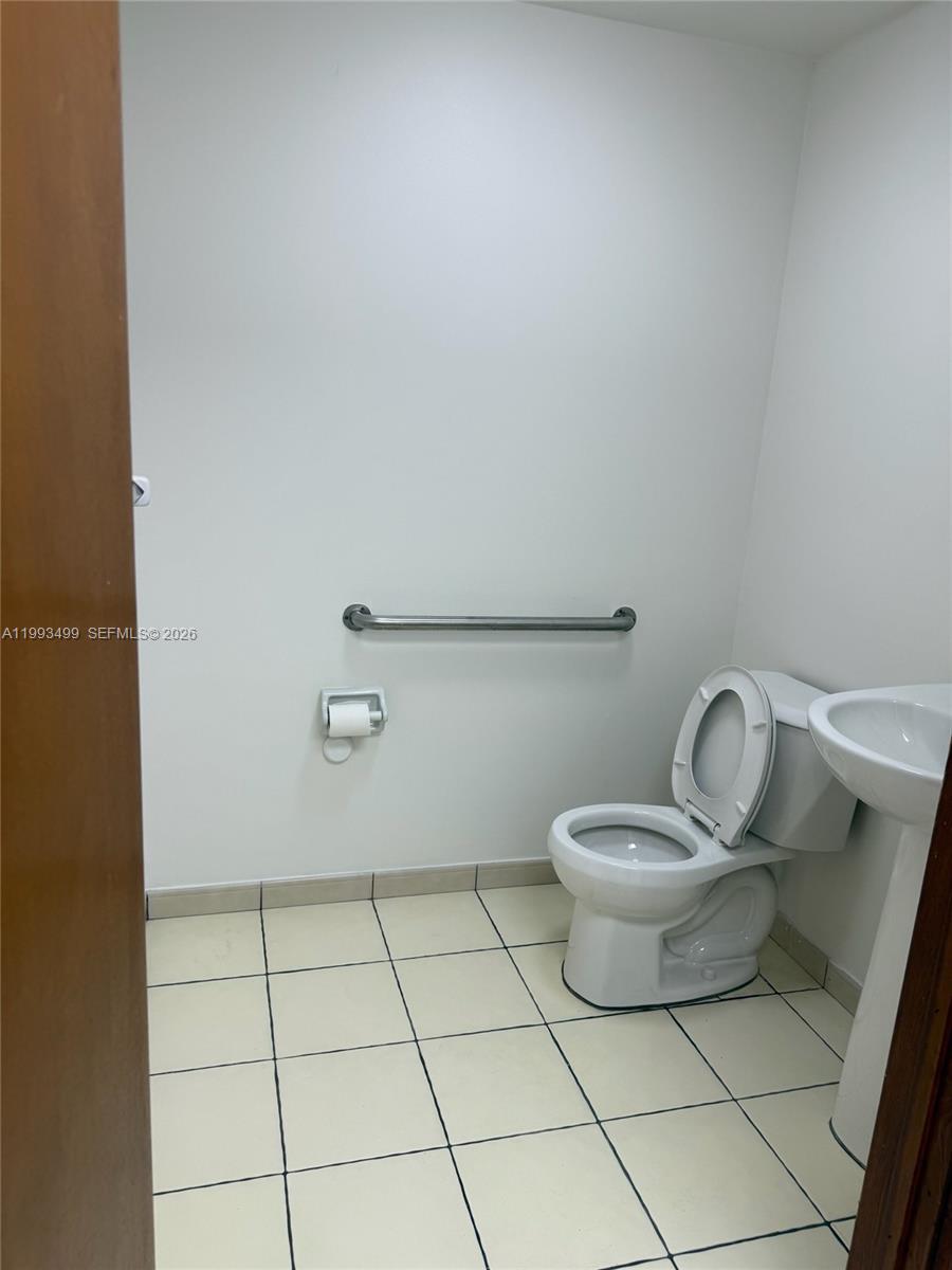   /   sq. ft. $ 2026-04-01 0 Photo