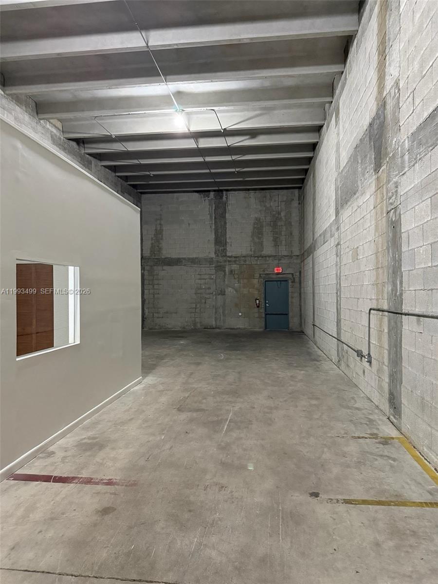   /   sq. ft. $ 2026-04-01 0 Photo