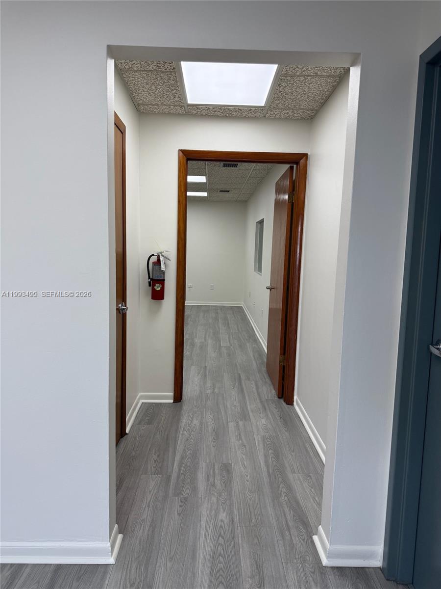   /   sq. ft. $ 2026-04-01 0 Photo