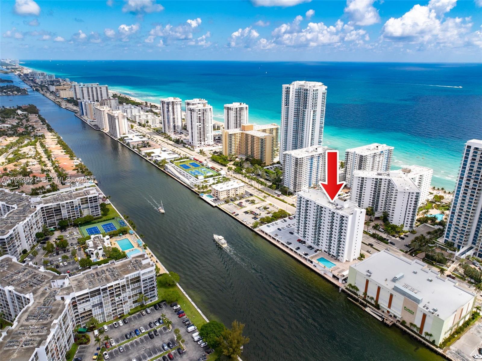 Photo of 3000 Ocean Dr #606, Hollywood, Florida, 33019 -