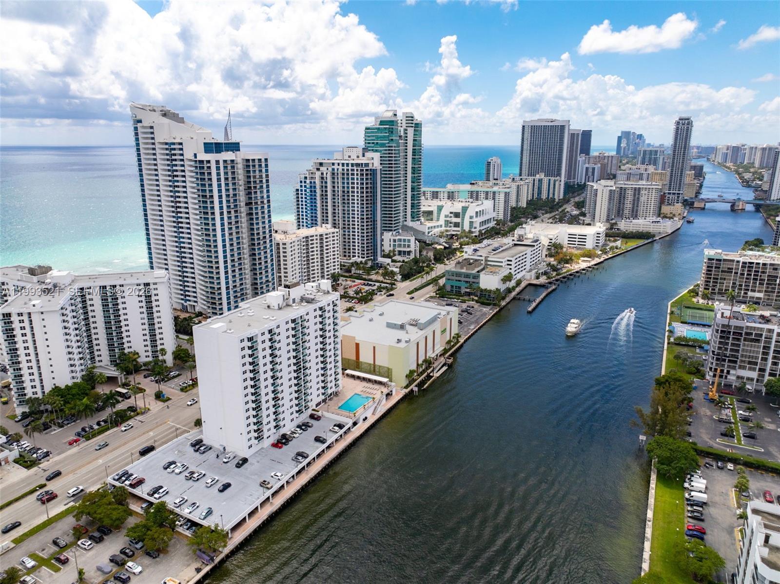 Photo of 3000 Ocean Dr #606, Hollywood, Florida, 33019 -