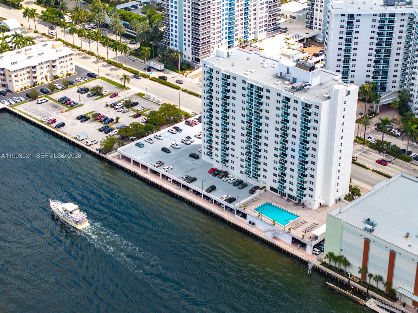 Photo of 3000 Ocean Dr #606, Hollywood, Florida, 33019 -